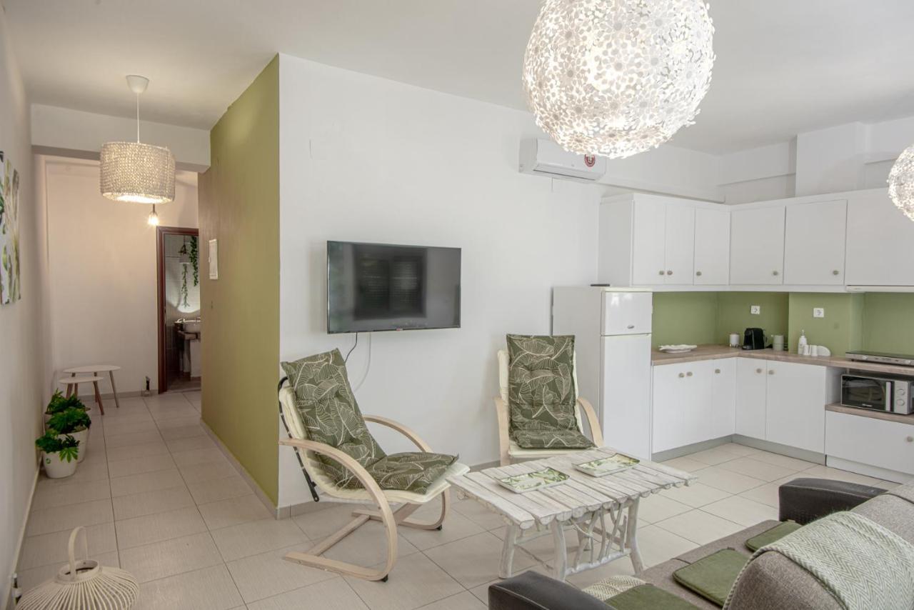 Chrisambelos Apartments 伊斯特隆 外观 照片