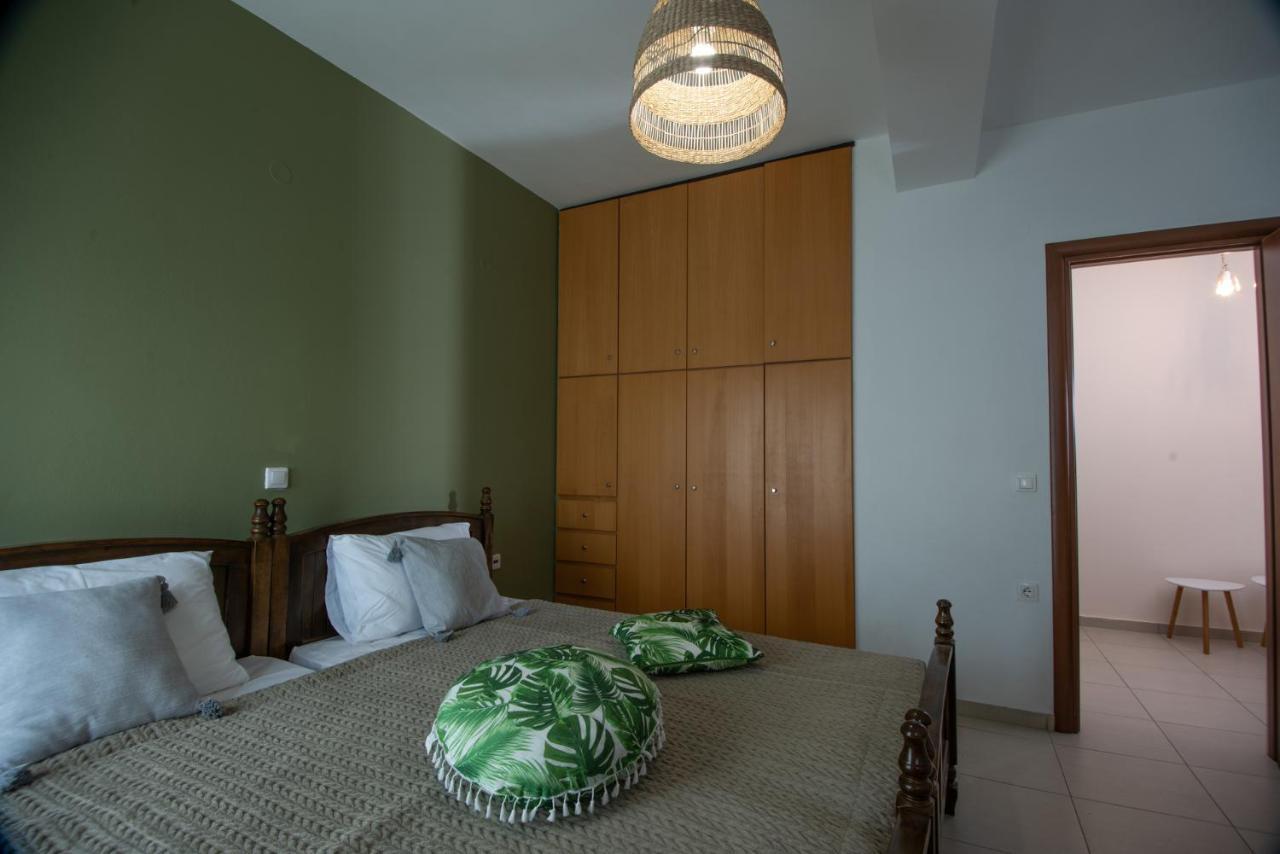 Chrisambelos Apartments 伊斯特隆 外观 照片