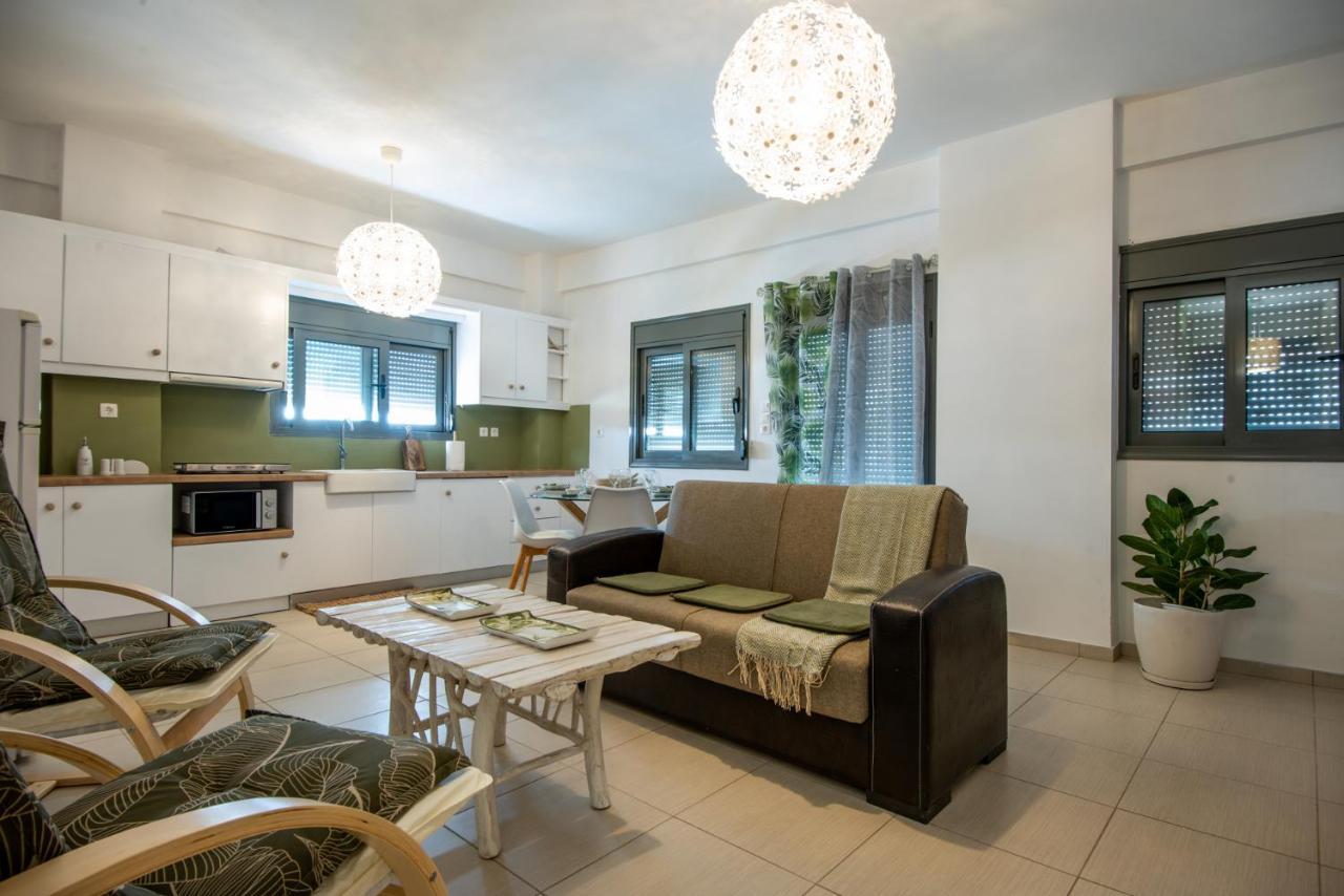 Chrisambelos Apartments 伊斯特隆 外观 照片