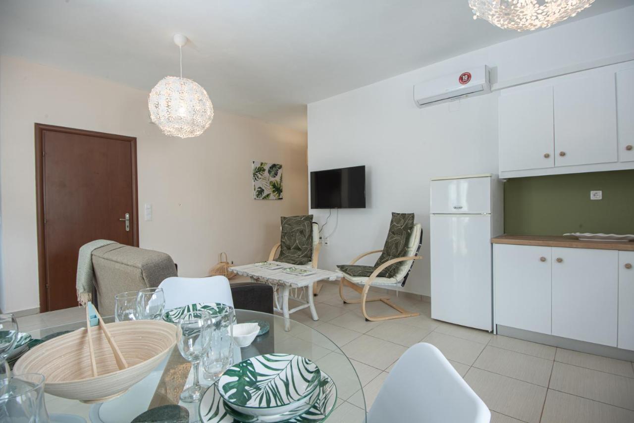 Chrisambelos Apartments 伊斯特隆 外观 照片
