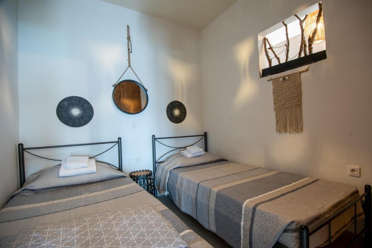 Chrisambelos Apartments 伊斯特隆 外观 照片