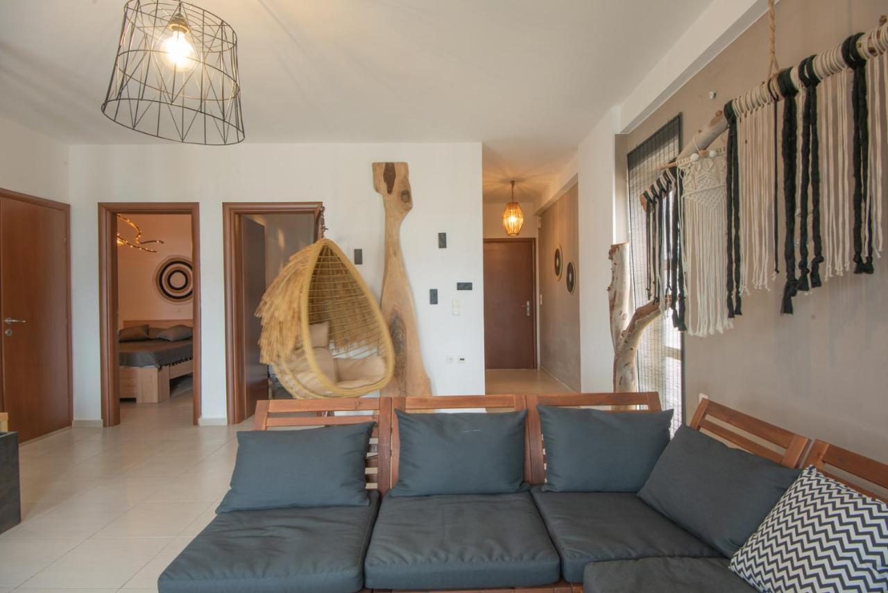 Chrisambelos Apartments 伊斯特隆 外观 照片