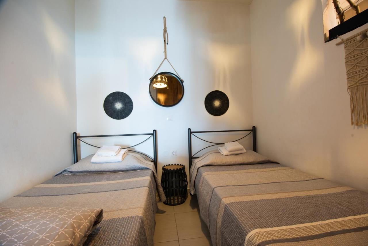 Chrisambelos Apartments 伊斯特隆 外观 照片